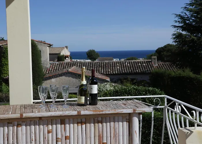 Les Quatre Vents Villa *